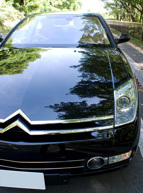 ガスコーティングのハイブリッドナノガラスのゼウスを施工したシトロエンＣ6