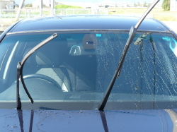 ハイブリッドナノガラスのガラスリフレッシャーを運転席側に施工した写真