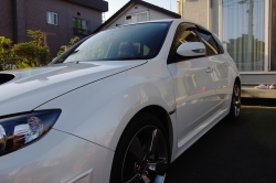 ガラスコーティングのハイブリッドナノガラスゼウス施工のインプレッサ