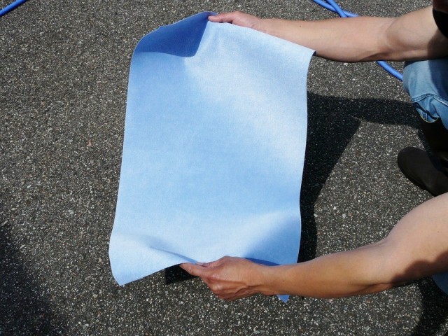 洗車後の拭き上げ専用マイクロファイバー/マイクロファイバーセームは約70&times;43cmの大判タイプで抜群の吸水力と使い勝手を誇ります