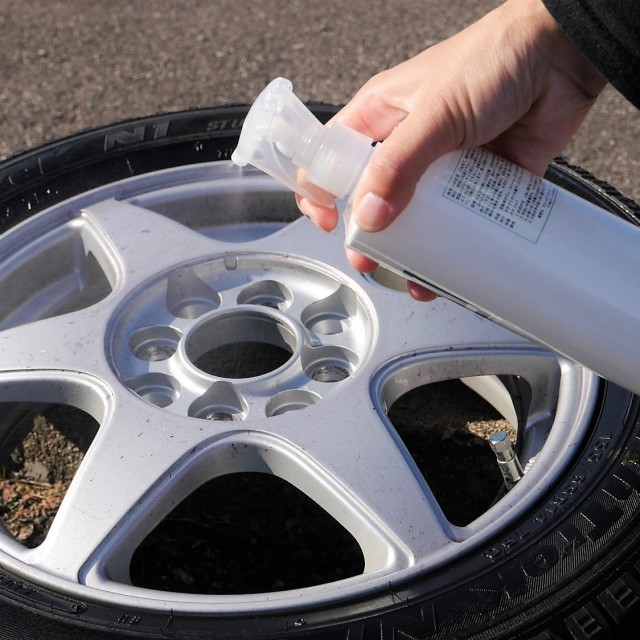 車のボディやホイールの鉄粉除去に最適！鉄粉取り用カークリーナー1Ｌの大容量タイプ鉄粉除去剤は洗車やコーティングの下地処理に最適