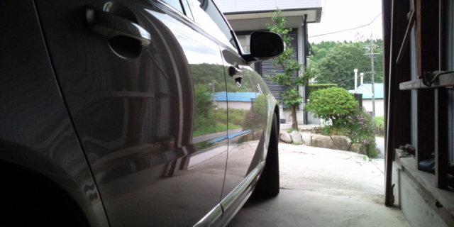 ガラスコーティング剤　車のコーティング