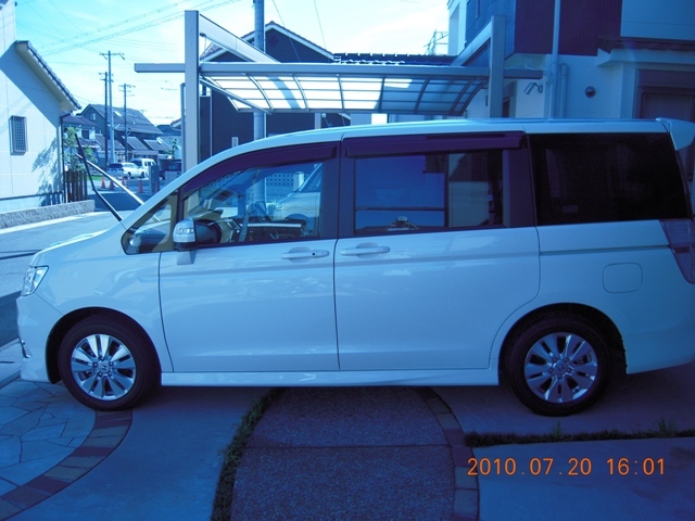 ガラスコーティングのハイブリッドナノガラスゼウス施工