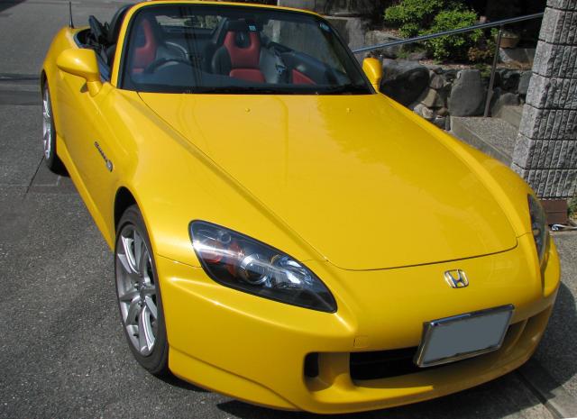 ガラスコーティングのハイブリッドナノガラスのゼウスを施工したホンダS2000