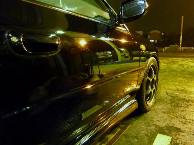 ガスコーティングのハイブリッドナノガラスのゼウスを施工したスバルインプレッサ