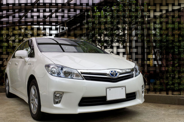 ガラスコーティング（硬化系＋繊維系）W-SHIELDを施工したトヨタ　SAI