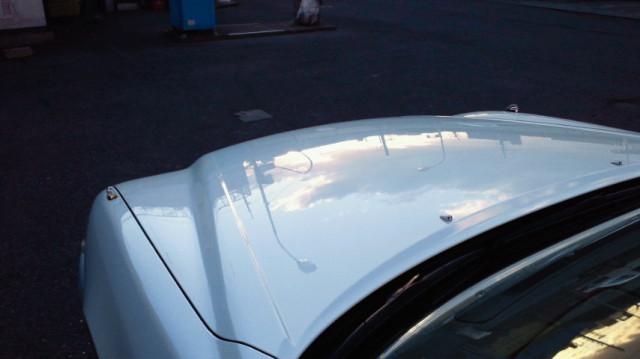 ガラスコーティングのハイブリッドナノガラスの新型コーティング剤を施工されたトヨタ　クラウンアスリート