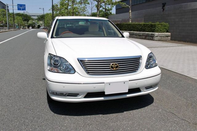 高濃度ポリマー系ガラスコーティング『ファイングロス』を施工したトヨタ セルシオ