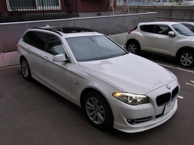 ガラスコーティングのハイブリッドナノガラス「ゼウス｣を施工したBMW 523iツーリング