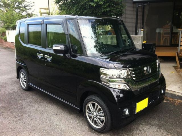 ガラスコーティング（硬化系＋繊維系）W-SHIELDを施工したホンダ N BOX +