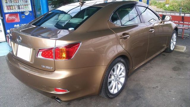 レクサス・IS350のコーティング評価・口コミ。スーパークリンシャンプー、W-SHIELDを使用。 
