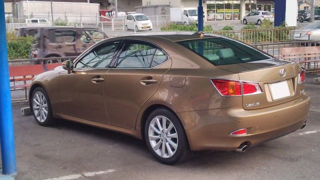 レクサス・IS350のコーティング評価・口コミ。スーパークリンシャンプー、W-SHIELDを使用。 
