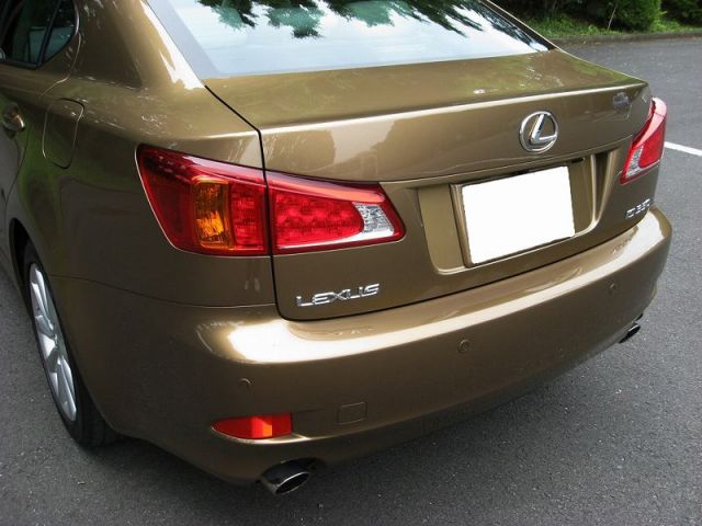 レクサス・IS350のコーティング評価・口コミ。ラスターベール､Ｗ-ＳＨＩＥＬＤ、ファイングロス、コーティングコンディショナー等を使用。 