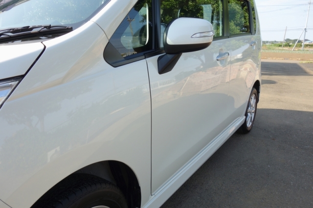 ダイハツムーブに、デポジット対策に最適なポリマー系コーティング『ファイングロス』をコンディショナーとブレンド施工したコーティング評価・レビュー・口コミ