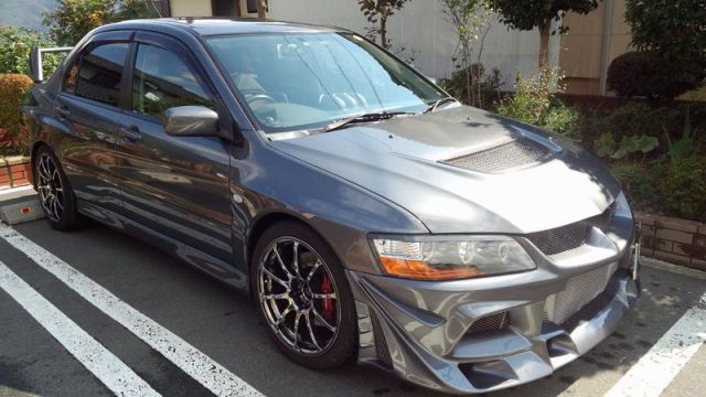 ミツビシ　ランサーエボ9MRに泡立ちバツグンの洗車用カーシャンプー「パーフェクトシャンプー」を施工したコーティング評価・レビュー・口コミ