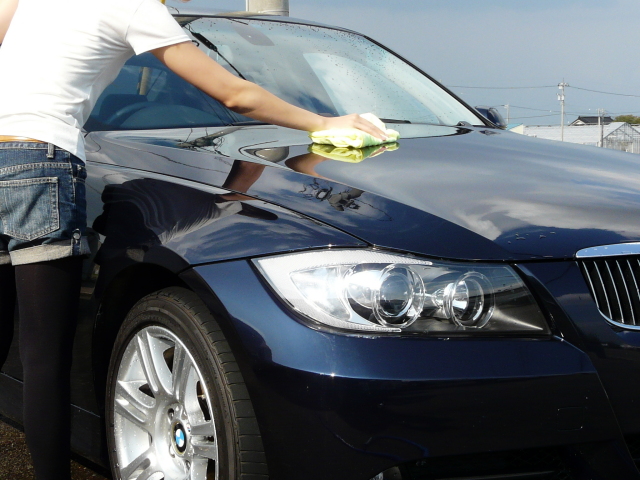 車のガラスコーティング ハイブリッドナノガラス コーティング前下地処理  クリーンネンダー