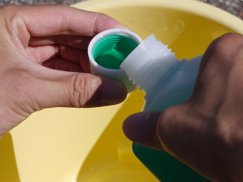 【大容量１L】洗車に最適な万能型カーシャンプー『パーフェクトシャンプー』は濃縮原液シャンプーをキャップで量って使用できます