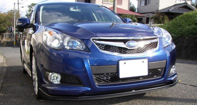 スバル　レガシィ　青　ツーリングワゴン