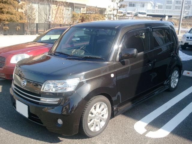 ガラスコーティングのハイブリッドナノガラスゼウスを施工した車