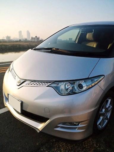 ガラスコーティングのハイブリッドナノガラスゼウスを施工したトヨタエスティマ