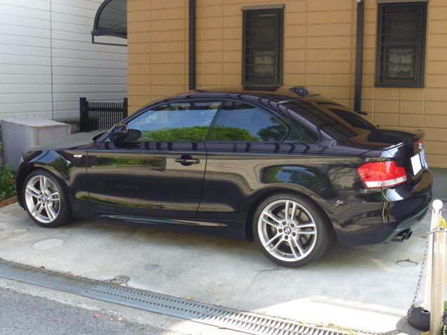 ガラスコーティングのハイブリッドナノガラスゼウスを施工したBMW 135i