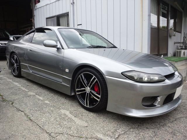 ガラスコーティングのハイブリッドナノガラスゼウスを施工した日産シルビア