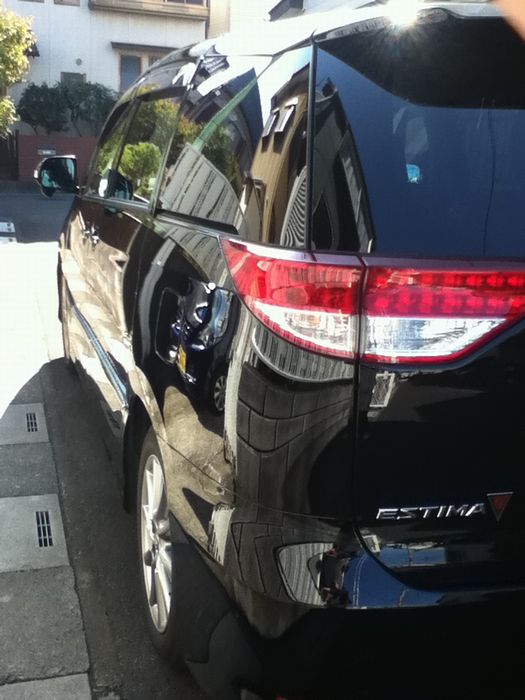 ガラスコーティングのハイブリッドナノガラスゼウスを施工したトヨタ　エスティマ