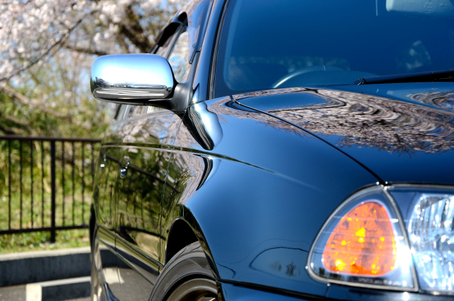 ガラスコーティングのハイブリッドナノガラスゼウスを施工されたトヨタ カルディナGT-T