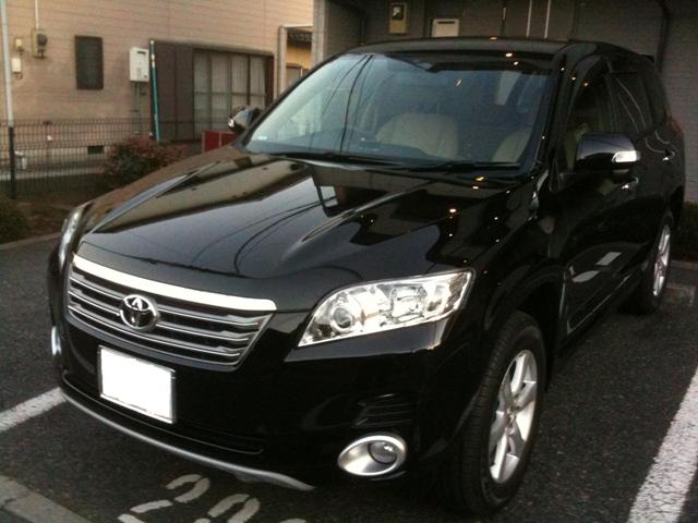 ガラスコーティング施工例　トヨタ　ブラックメタル